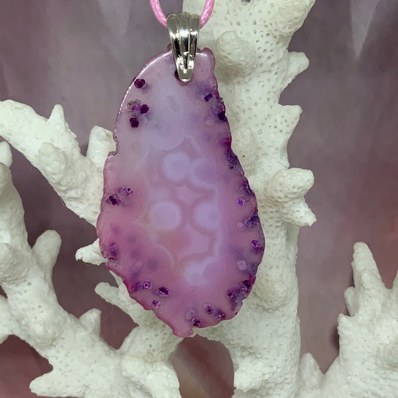 Pink and Purple Agate Necklace on Waxed Cotton Cord - Handcrafted - Picture 2 of 10